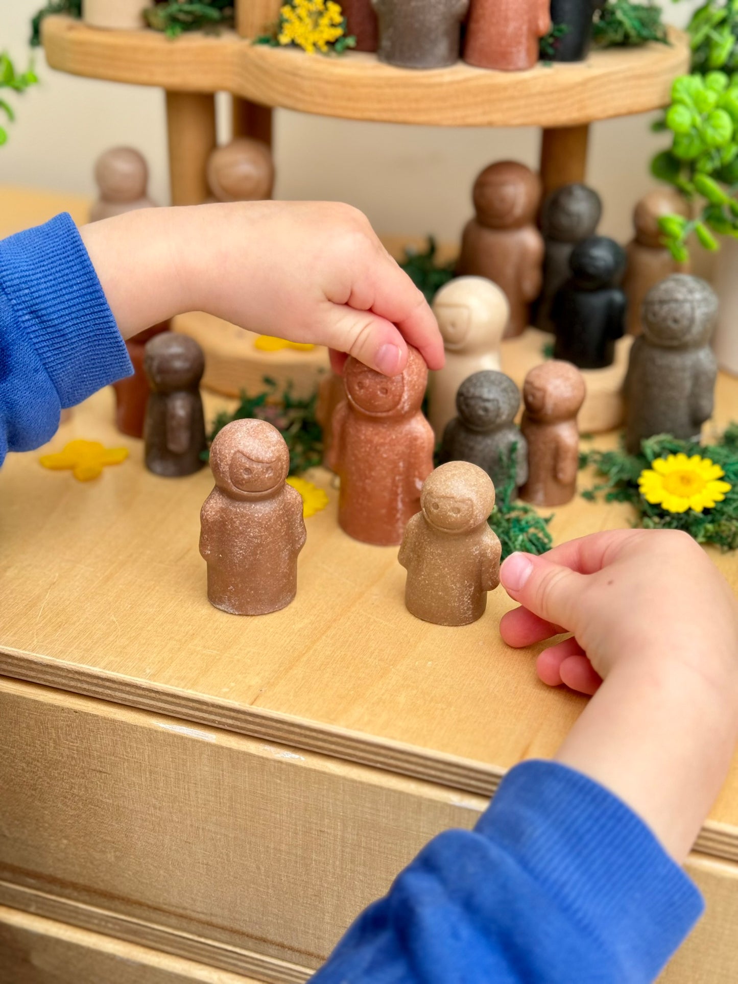 Little People Like Me Families