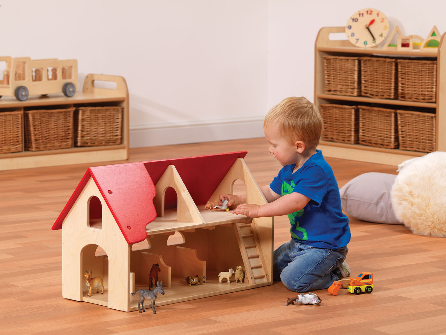 Millhouse Small World Under 2's Wooden Farmhouse Stable